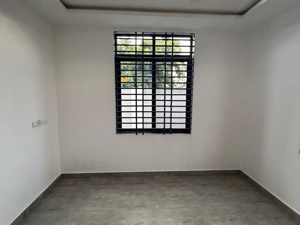 ROOM1